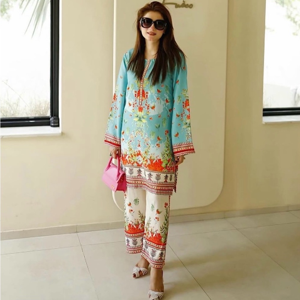 Stylish Pakistani lawn silk cord set